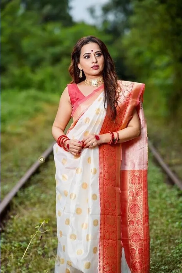 White_Embellished_Banarasi_Jacquard_Saree_(White)